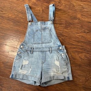 Women’s Almost Famous overall jean shorts size 7